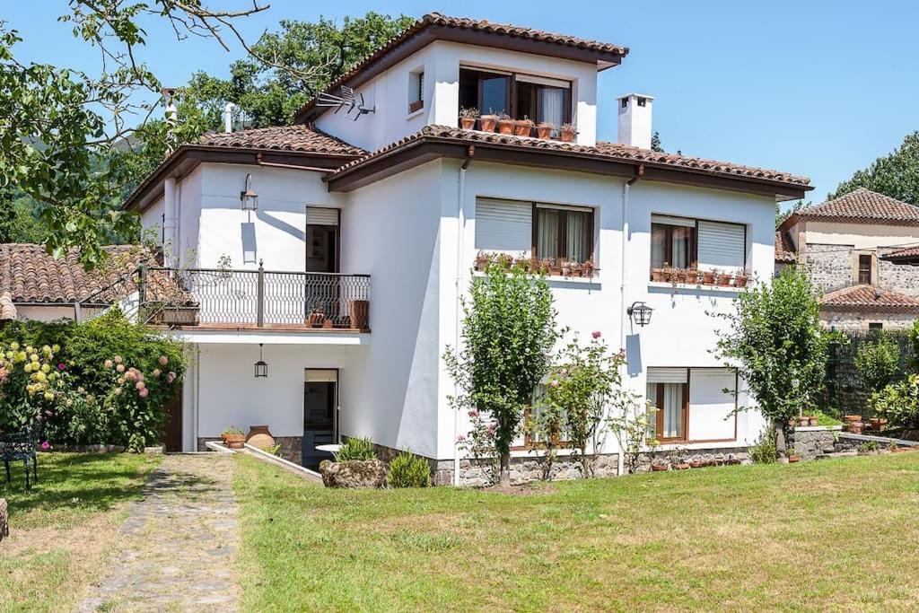 Vivienda Vacacional San Antonio Cangas de Onis Bagian luar foto